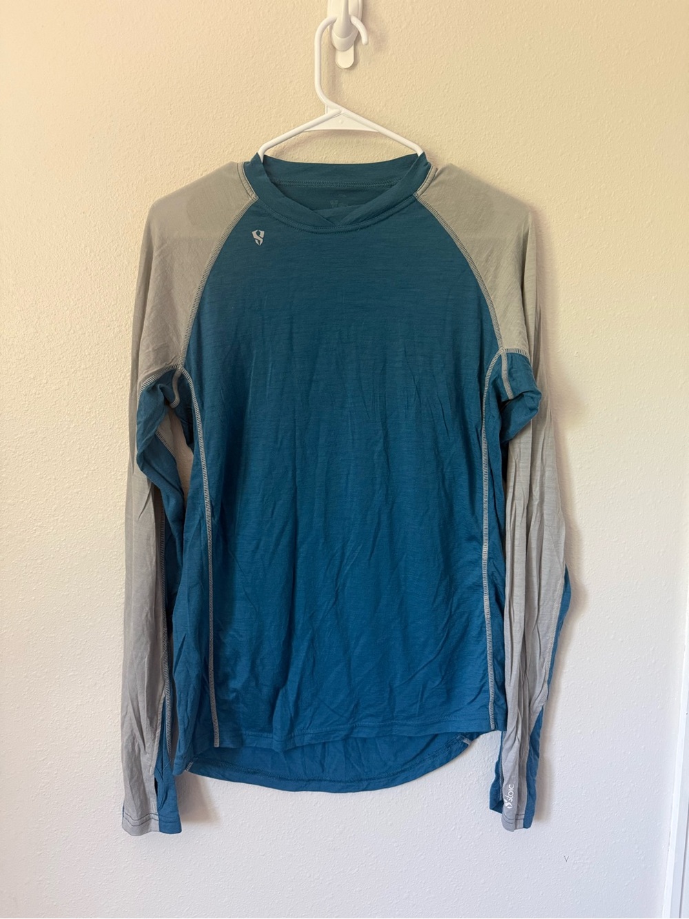 Stoic Men's Merino Wool Long-Sleeve Base Layer Shirt Teal Blue Gray Medium